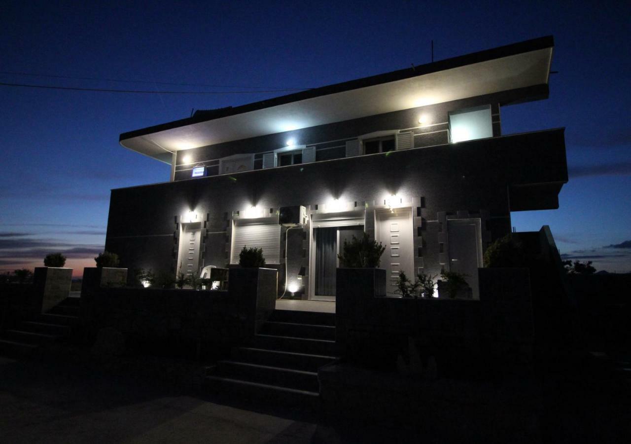 Le Gjero Luxury Villa Ksamil Exteriör bild